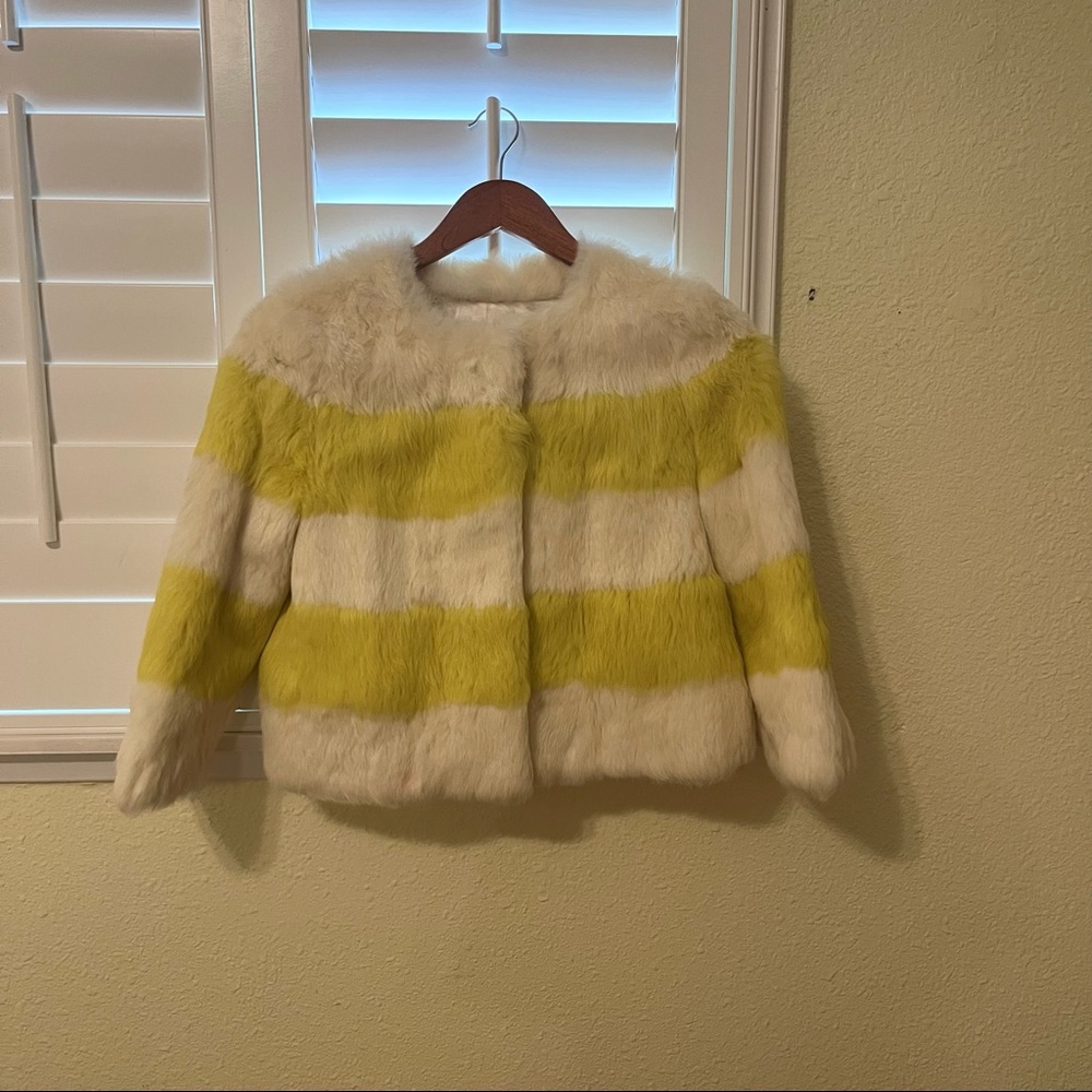 Women’s White Yellow Fluffy Cropped Jacket Size S